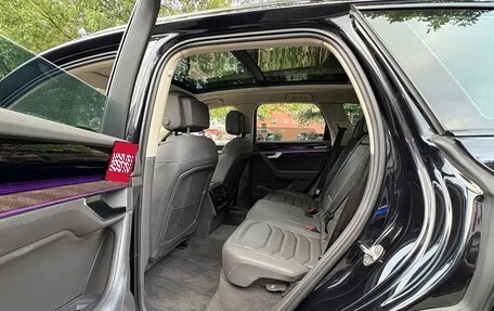 Volkswagen Touareg III, 2021 год, 4 400 000 рублей, 9 фотография