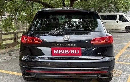Volkswagen Touareg III, 2021 год, 4 400 000 рублей, 5 фотография