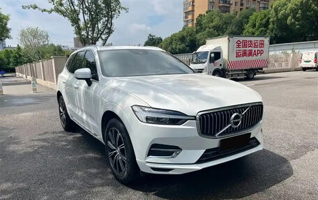 Volvo XC60 II, 2021 год, 2 300 000 рублей, 3 фотография