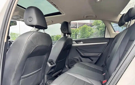 Volkswagen Lavida, 2022 год, 1 400 000 рублей, 7 фотография