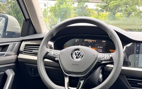 Volkswagen Lavida, 2022 год, 1 400 000 рублей, 12 фотография