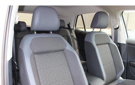 Volkswagen T-Cross I, 2022 год, 1 350 000 рублей, 23 фотография