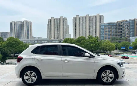 Volkswagen Polo, 2022 год, 1 300 000 рублей, 7 фотография