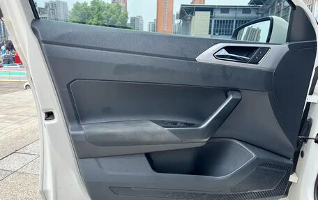 Volkswagen Polo, 2022 год, 1 300 000 рублей, 9 фотография