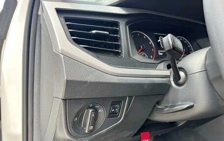 Volkswagen Polo, 2022 год, 1 300 000 рублей, 10 фотография