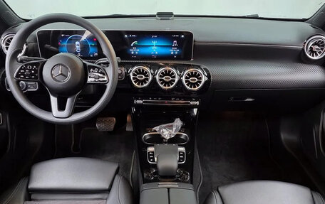 Mercedes-Benz A-Класс, 2020 год, 2 050 000 рублей, 1 фотография