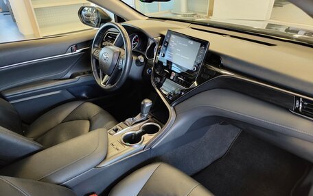 Toyota Camry, 2021 год, 2 895 000 рублей, 5 фотография