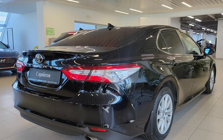 Toyota Camry, 2021 год, 2 895 000 рублей, 2 фотография