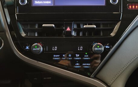 Toyota Camry, 2021 год, 2 895 000 рублей, 10 фотография