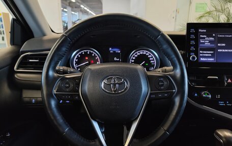 Toyota Camry, 2021 год, 2 895 000 рублей, 15 фотография
