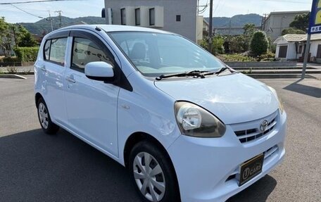Toyota Pixis Epoch, 2012 год, 500 000 рублей, 4 фотография