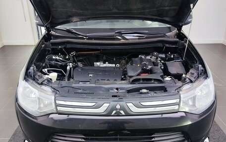 Mitsubishi Outlander III рестайлинг 3, 2013 год, 1 099 000 рублей, 9 фотография