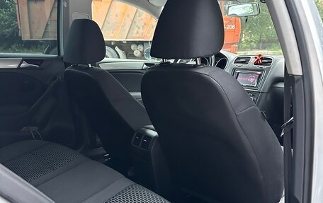 Volkswagen Golf VI, 2009 год, 800 000 рублей, 7 фотография