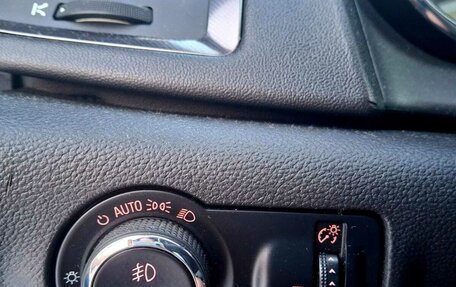 Opel Astra J, 2011 год, 800 000 рублей, 14 фотография