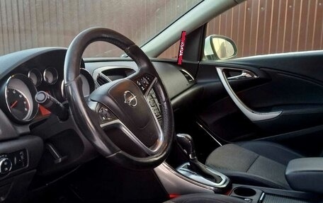 Opel Astra J, 2011 год, 800 000 рублей, 10 фотография