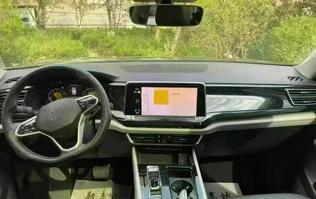 Volkswagen Teramont I, 2021 год, 2 800 000 рублей, 5 фотография