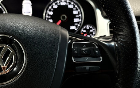 Volkswagen Touareg III, 2015 год, 2 157 000 рублей, 13 фотография