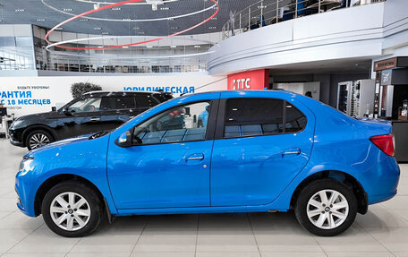 Renault Logan II, 2018 год, 799 000 рублей, 10 фотография