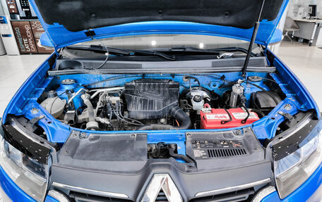 Renault Logan II, 2018 год, 799 000 рублей, 11 фотография