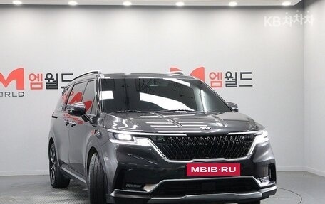 KIA Carnival, 2021 год, 2 900 000 рублей, 2 фотография