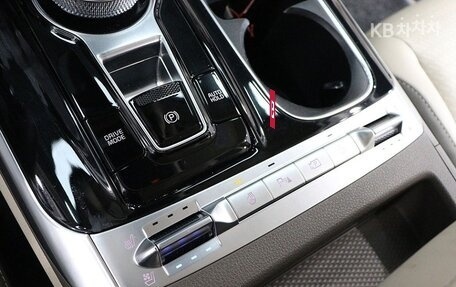 KIA Carnival, 2021 год, 2 900 000 рублей, 10 фотография