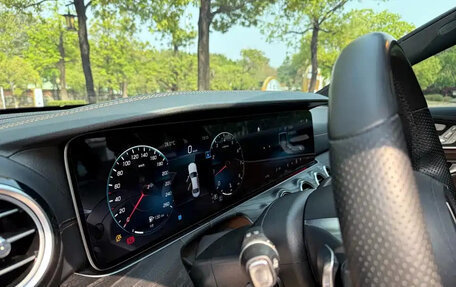 Mercedes-Benz E-Класс, 2022 год, 4 100 000 рублей, 9 фотография