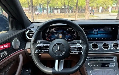 Mercedes-Benz E-Класс, 2022 год, 4 100 000 рублей, 13 фотография