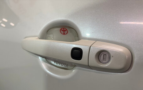 Toyota RAV4, 2012 год, 1 570 000 рублей, 24 фотография
