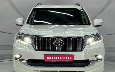 Toyota Land Cruiser Prado 150 рестайлинг 2, 2020 год, 5 499 000 рублей, 2 фотография