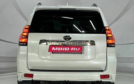 Toyota Land Cruiser Prado 150 рестайлинг 2, 2020 год, 5 499 000 рублей, 6 фотография