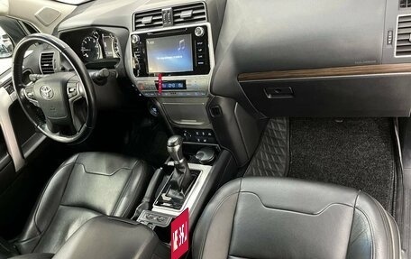 Toyota Land Cruiser Prado 150 рестайлинг 2, 2020 год, 5 499 000 рублей, 16 фотография