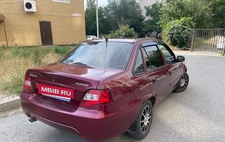 Daewoo Nexia I рестайлинг, 2011 год, 350 000 рублей, 3 фотография