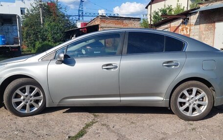 Toyota Avensis III рестайлинг, 2010 год, 1 380 000 рублей, 5 фотография