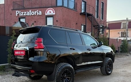 Toyota Land Cruiser Prado 150 рестайлинг 2, 2011 год, 2 800 000 рублей, 7 фотография