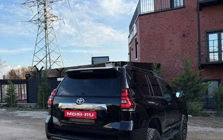 Toyota Land Cruiser Prado 150 рестайлинг 2, 2011 год, 2 800 000 рублей, 10 фотография