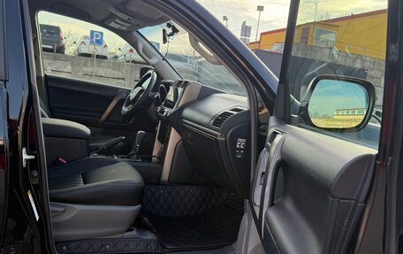 Toyota Land Cruiser Prado 150 рестайлинг 2, 2011 год, 2 800 000 рублей, 16 фотография