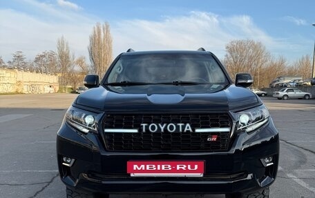 Toyota Land Cruiser Prado 150 рестайлинг 2, 2011 год, 2 800 000 рублей, 14 фотография