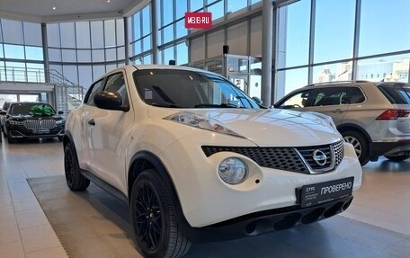 Nissan Juke II, 2013 год, 790 000 рублей, 3 фотография
