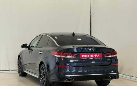 KIA Optima IV, 2018 год, 2 035 000 рублей, 7 фотография