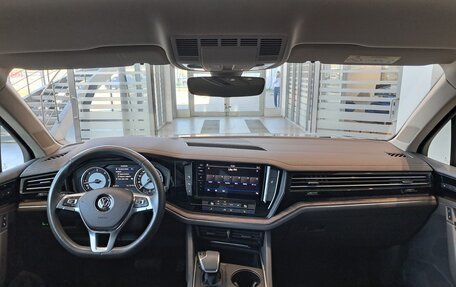 Volkswagen Touareg III, 2019 год, 4 575 000 рублей, 14 фотография