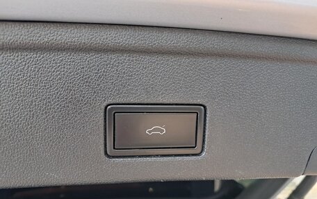 Volkswagen Touareg III, 2019 год, 4 575 000 рублей, 19 фотография