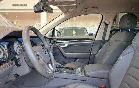 Volkswagen Touareg III, 2019 год, 4 575 000 рублей, 16 фотография