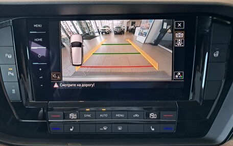 Volkswagen Touareg III, 2019 год, 4 575 000 рублей, 23 фотография