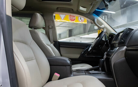 Toyota Land Cruiser 200, 2008 год, 2 599 000 рублей, 12 фотография