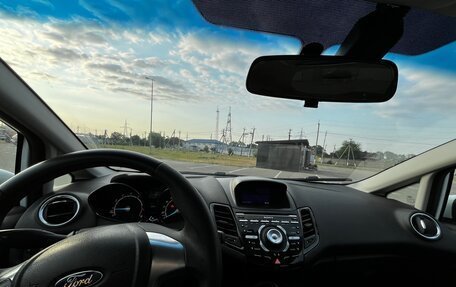 Ford Fiesta, 2015 год, 650 000 рублей, 5 фотография