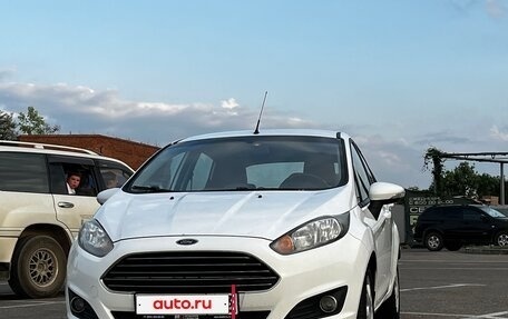 Ford Fiesta, 2015 год, 650 000 рублей, 2 фотография