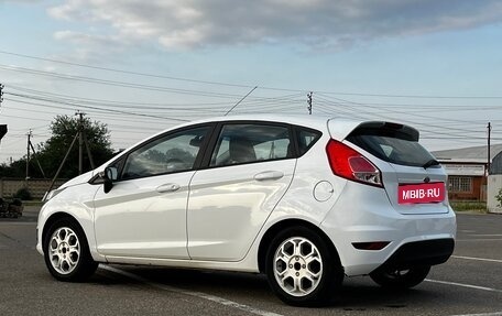 Ford Fiesta, 2015 год, 650 000 рублей, 4 фотография