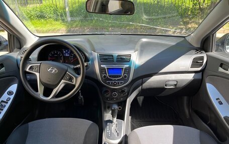 Hyundai Solaris II рестайлинг, 2013 год, 960 000 рублей, 8 фотография