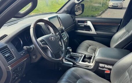 Toyota Land Cruiser 200, 2020 год, 8 500 000 рублей, 7 фотография