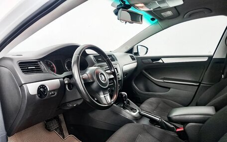 Volkswagen Jetta VI, 2013 год, 849 000 рублей, 16 фотография